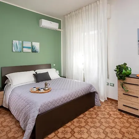 Miramare Apartman *