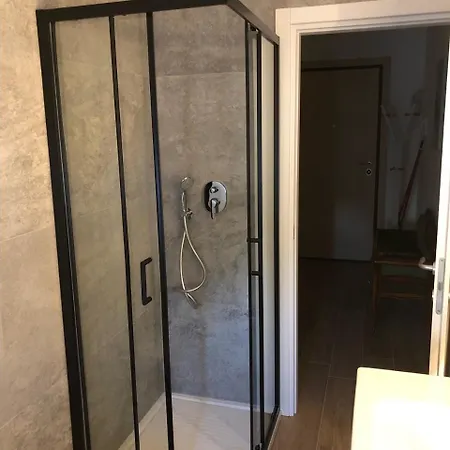 Miramare Apartman *