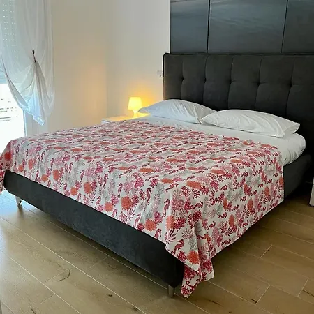 Apartman Miramare *